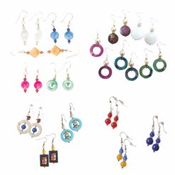 Orecchini con pietre dure e madreperla